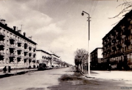 «В 1960 году моя бабушка получила ордер на квартиру в этом доме» Фото ул. Ленина в Слуцке